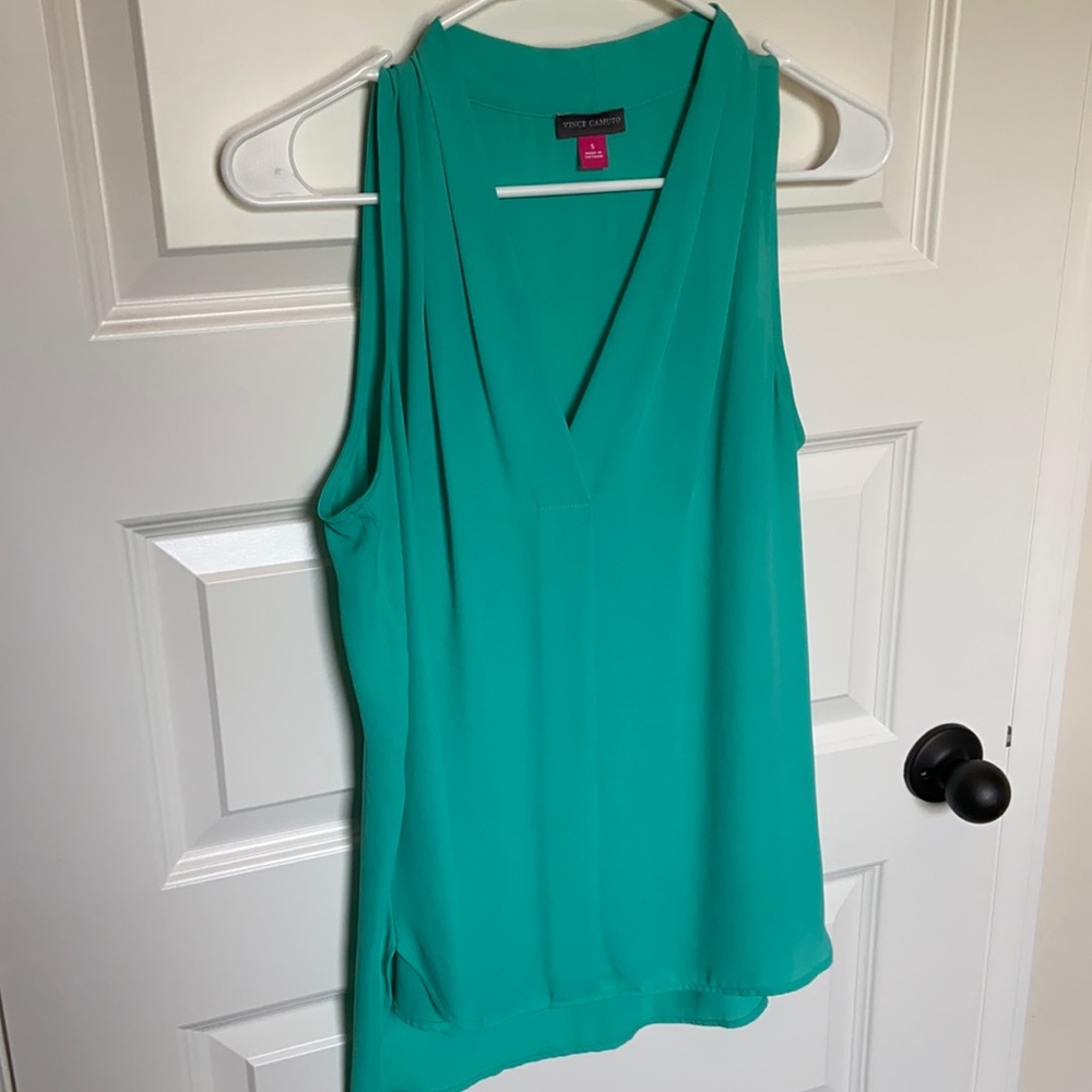 Sleeveless Vince Camuto V-Neck Blouse